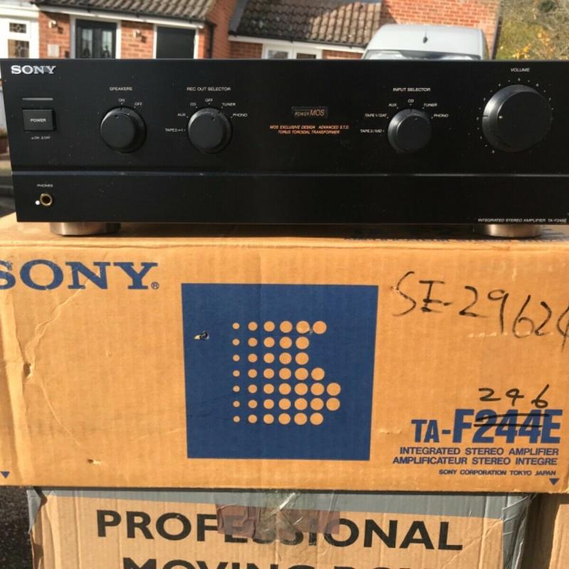 Sony TA-F246E Integrated Amplifier 